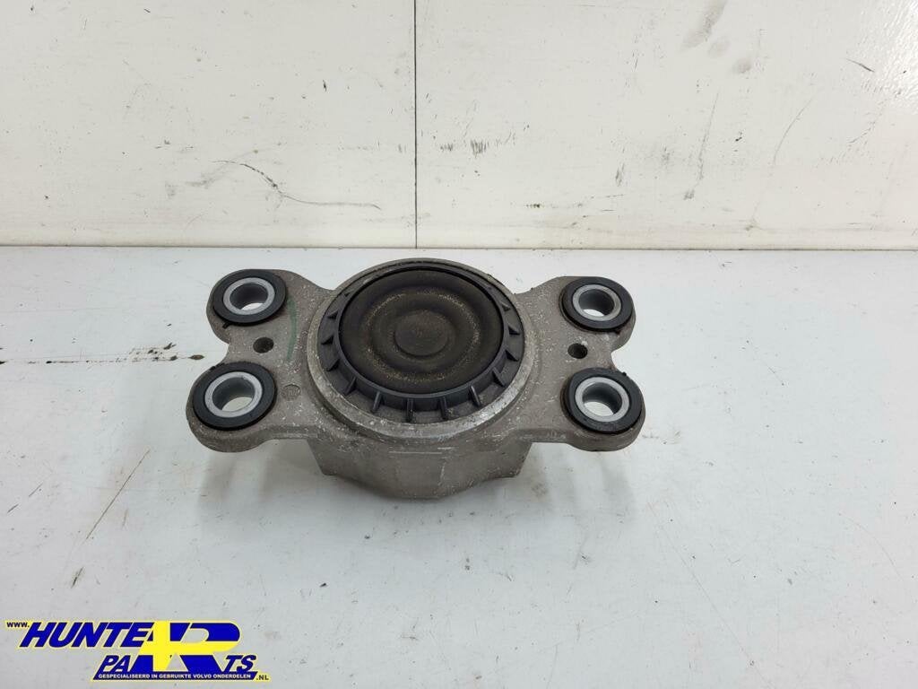 Versnellingsbak steun Volvo V70 III 2.0T('07-'17) G2458118, Enlèvement ou Envoi, Volvo, Volvo, Utilisé
