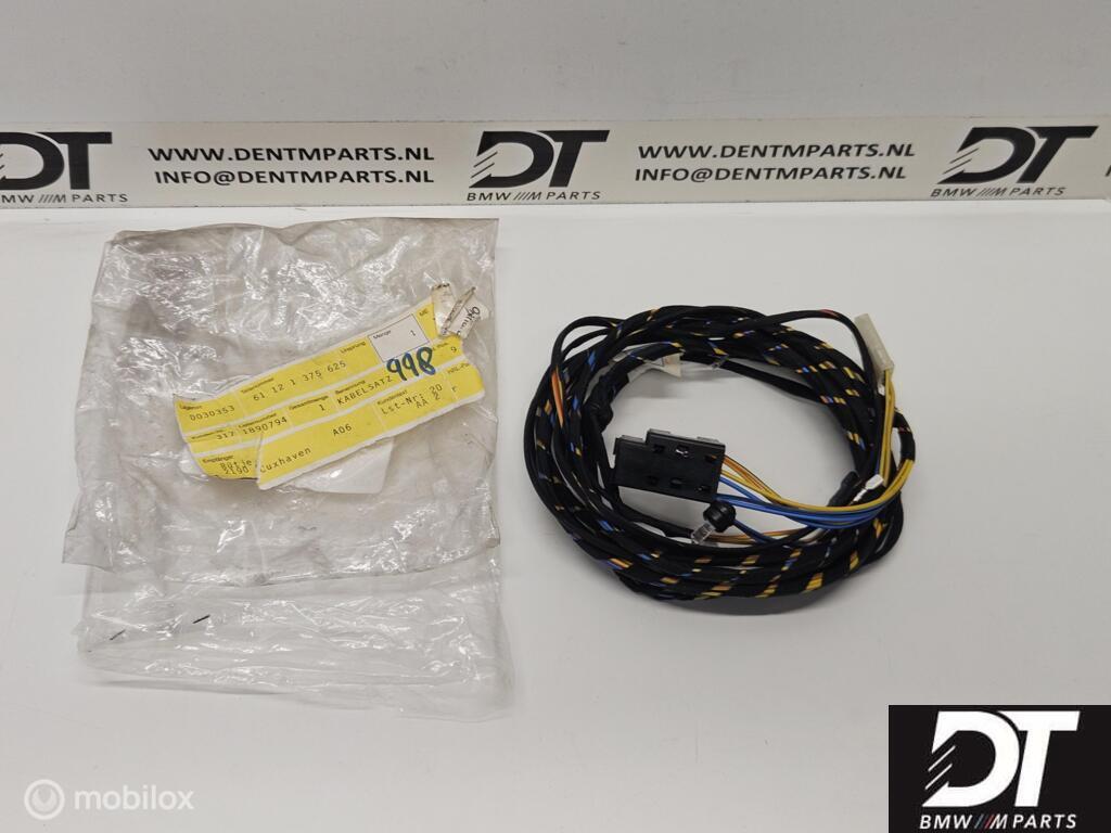 Wiring front STEREO BMW E30 61121375625, Auto-onderdelen, Nieuw, Ophalen of Verzenden