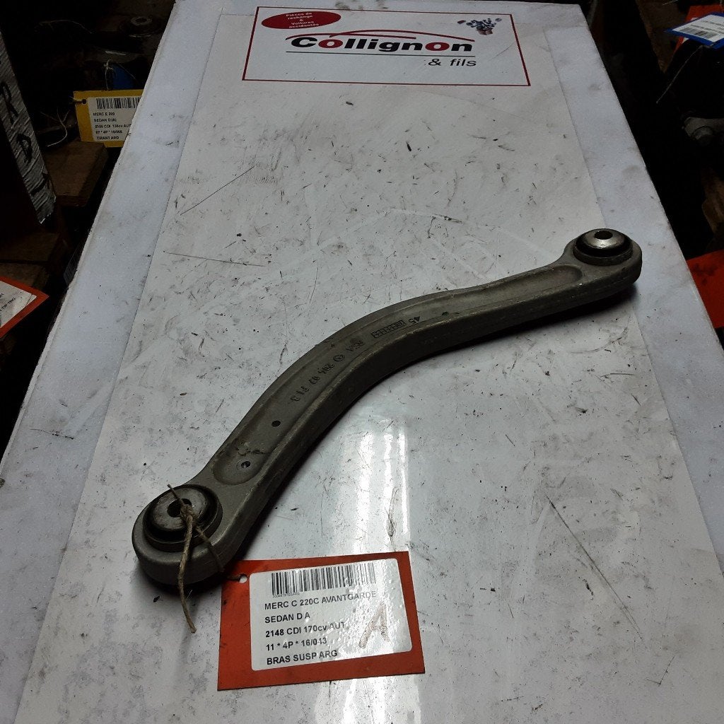 BRAS DE SUSPENSION ARRIÈRE GAUCHE C (W204) (20407FI3), Mercedes-Benz, Mevr. I. Hauben, Utilisé, Rue de l'Espoir 34 34
4030  GRIVEGNÉE, BE