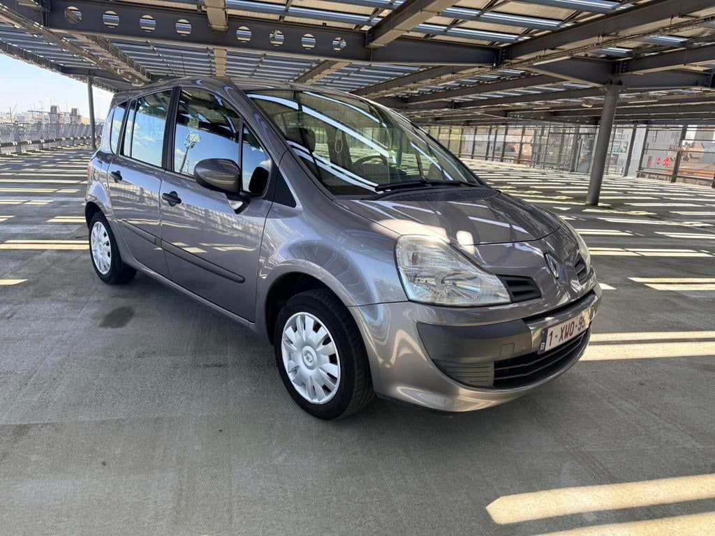 Renault Modus 1.2 benzine 202.000km, Auto's, Voorwielaandrijving, 4 zetels, Stof, 140 g/km