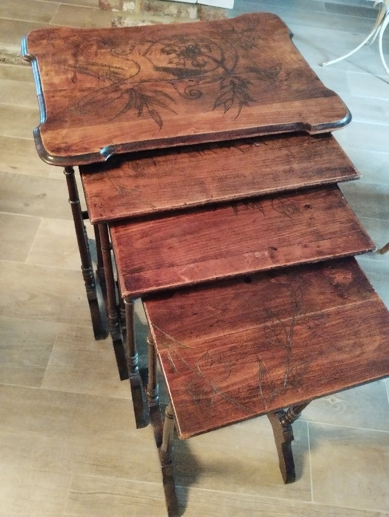 Tables gigognes en palissandre (4 pièces), Enlèvement