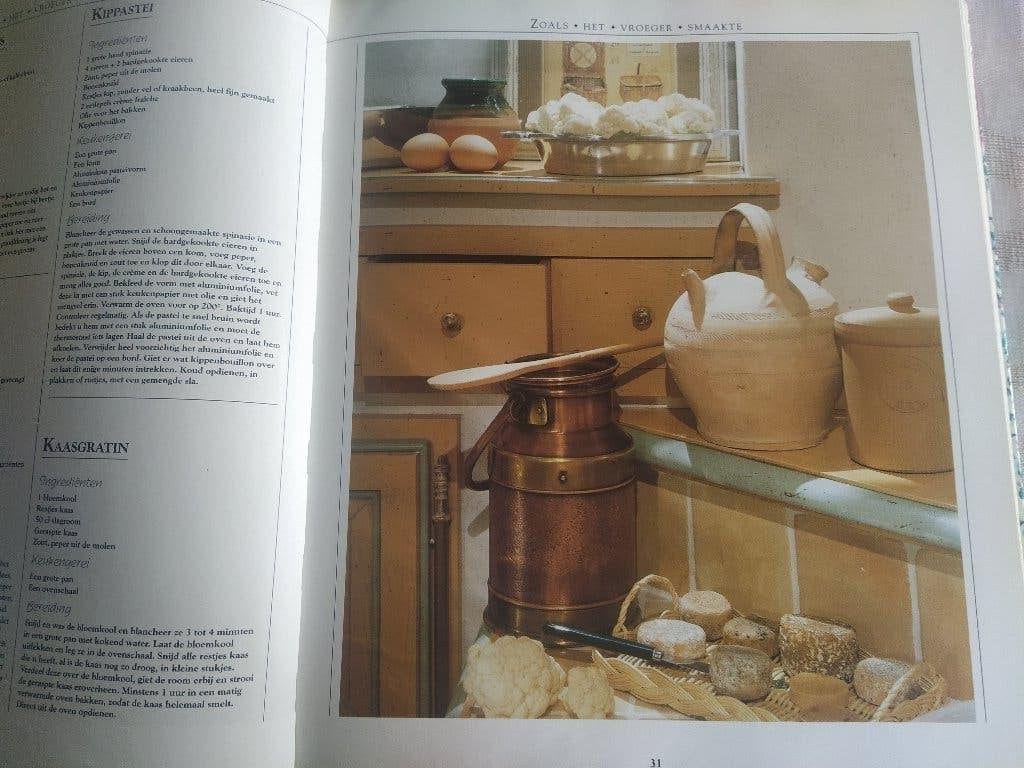 boek: recepten van weleer voor huis, keuken en Uzelf, Boeken, Ophalen of Verzenden, Gelezen