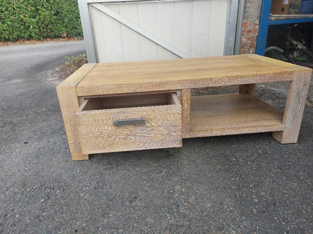 eiken salontafel / tv meubel, Ophalen, Gebruikt, 100 tot 150 cm, Rustieke eik