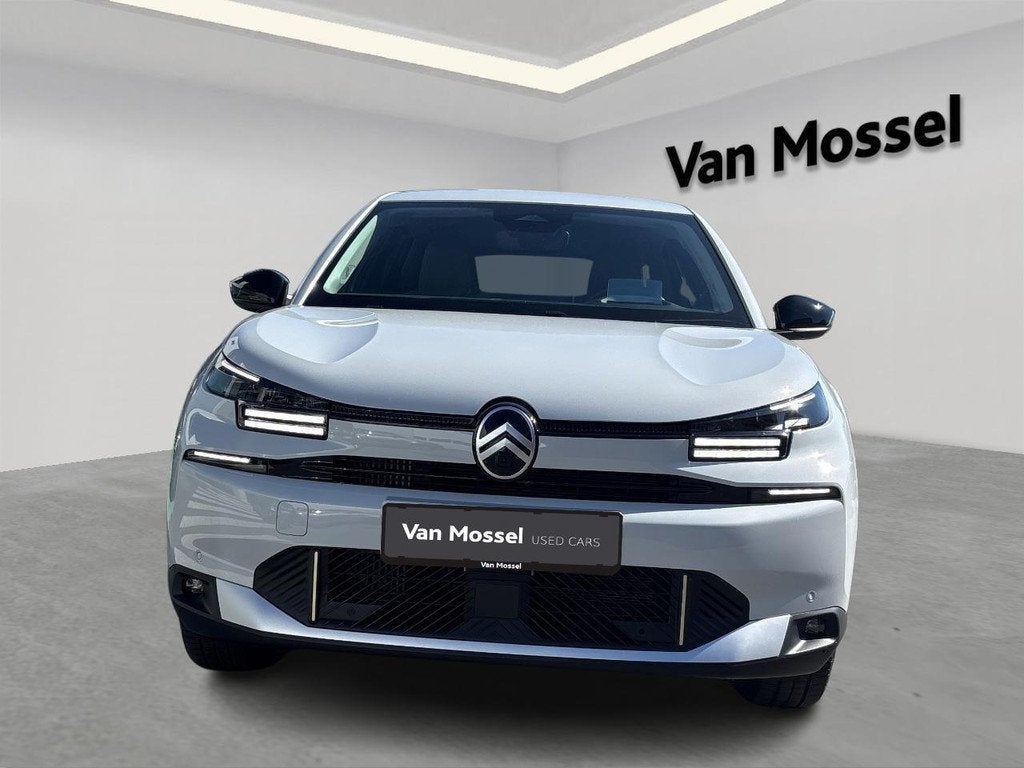 Citroën C4 Hybrid 145 ch Automatic MAX (automatique), 100 kW, https://public.car-pass.be/vhr/63dcff82-f819-4e7b-9f89-97d026509bd5