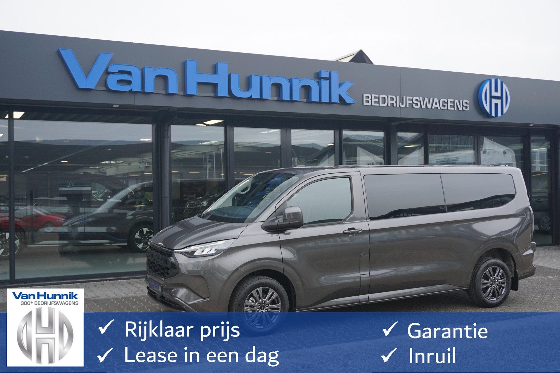 Ford Transit Custom 320L 2.5 PHEV 233PK Dubbel Cabine Limite, Gebruikt, 4 cilinders, Parkeersensor, Bedrijf
