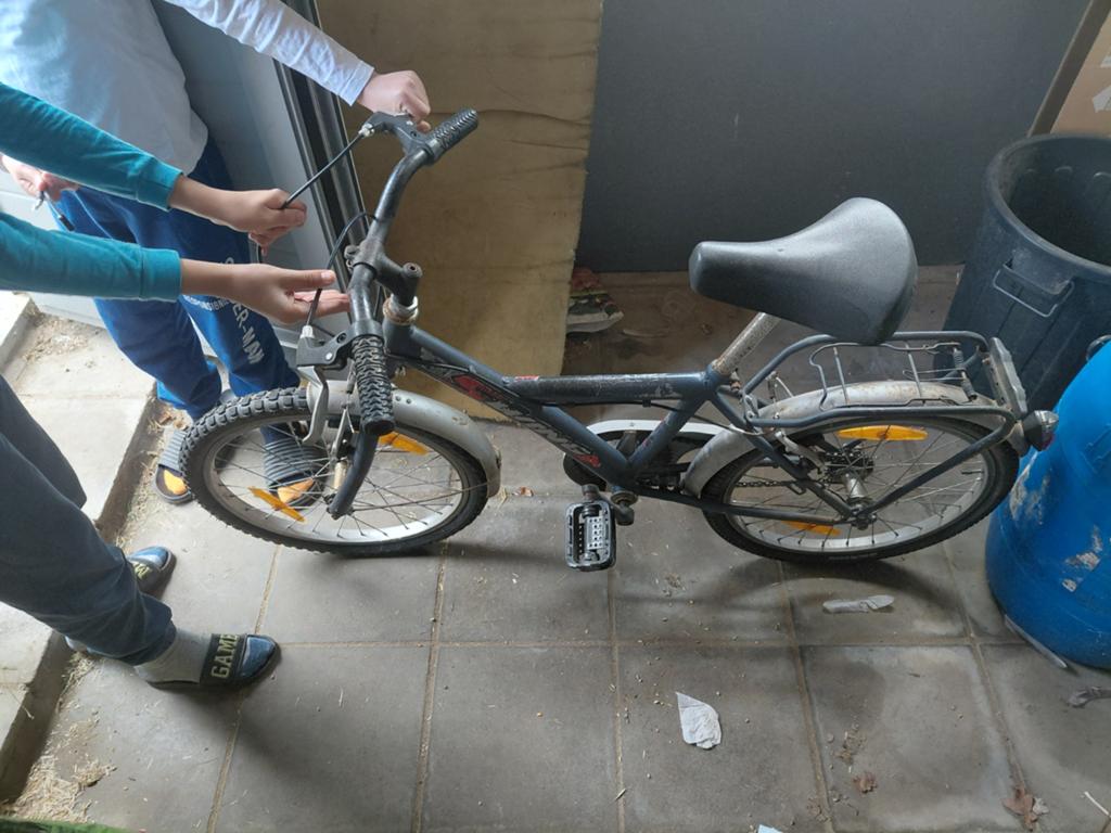 Gebruikte kinderfiets te koop, moet gerepareerd worden., Fietsen en Brommers, Ophalen