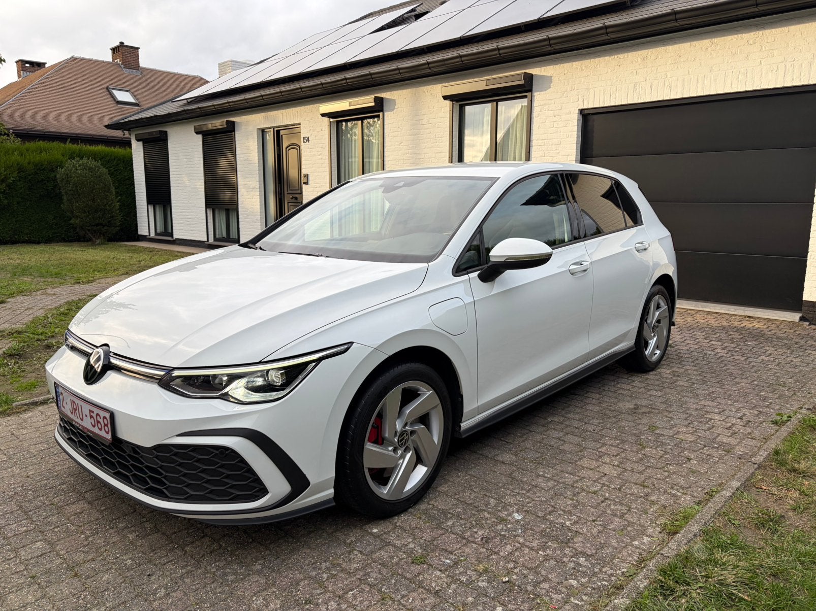 Volkswagen Golf 8 GTE – Eind 2022 – 85.000 km, Auto's, Automaat, Dealer onderhouden, Euro 6, Wit
