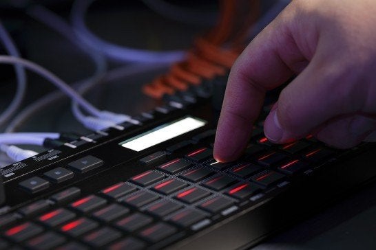 séquenceur KORG SQ-64, Muziek en Instrumenten, Midi-apparatuur, Ophalen, Nieuw
