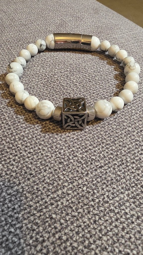 Bracelet Homme XXL Pierre Naturelle(Howlite Blanche), Bijoux, Sacs & Beauté, Neuf, Enlèvement ou Envoi, Avec bracelets à breloques ou perles