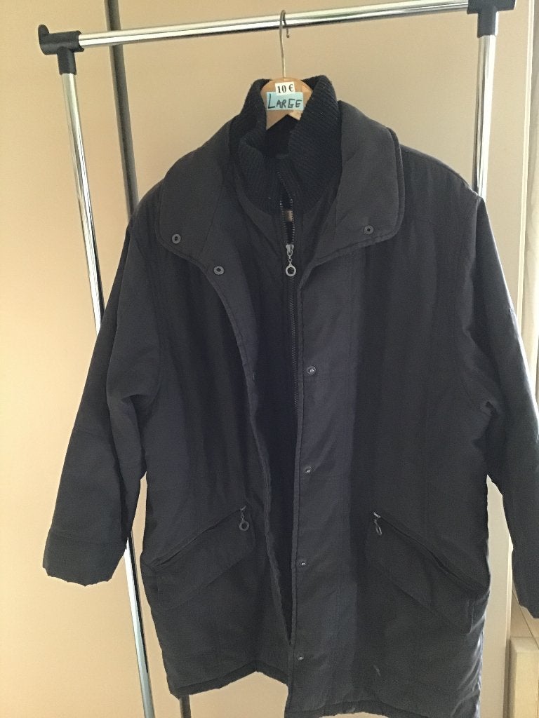 warme winterjas dames large voor slechts 10 €, Kleding | Dames, Jassen | Winter, Ophalen of Verzenden, Maat 42/44 (L)