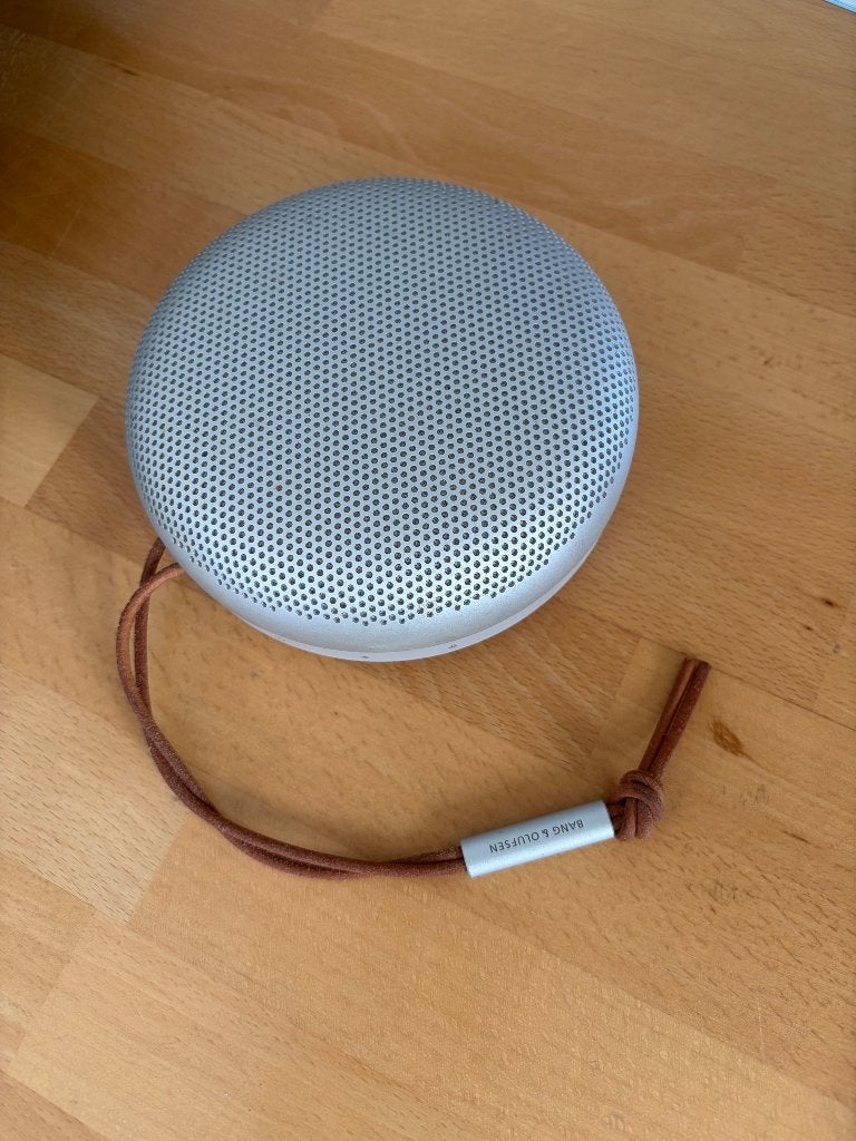 B&O Beosound A1, Enlèvement
