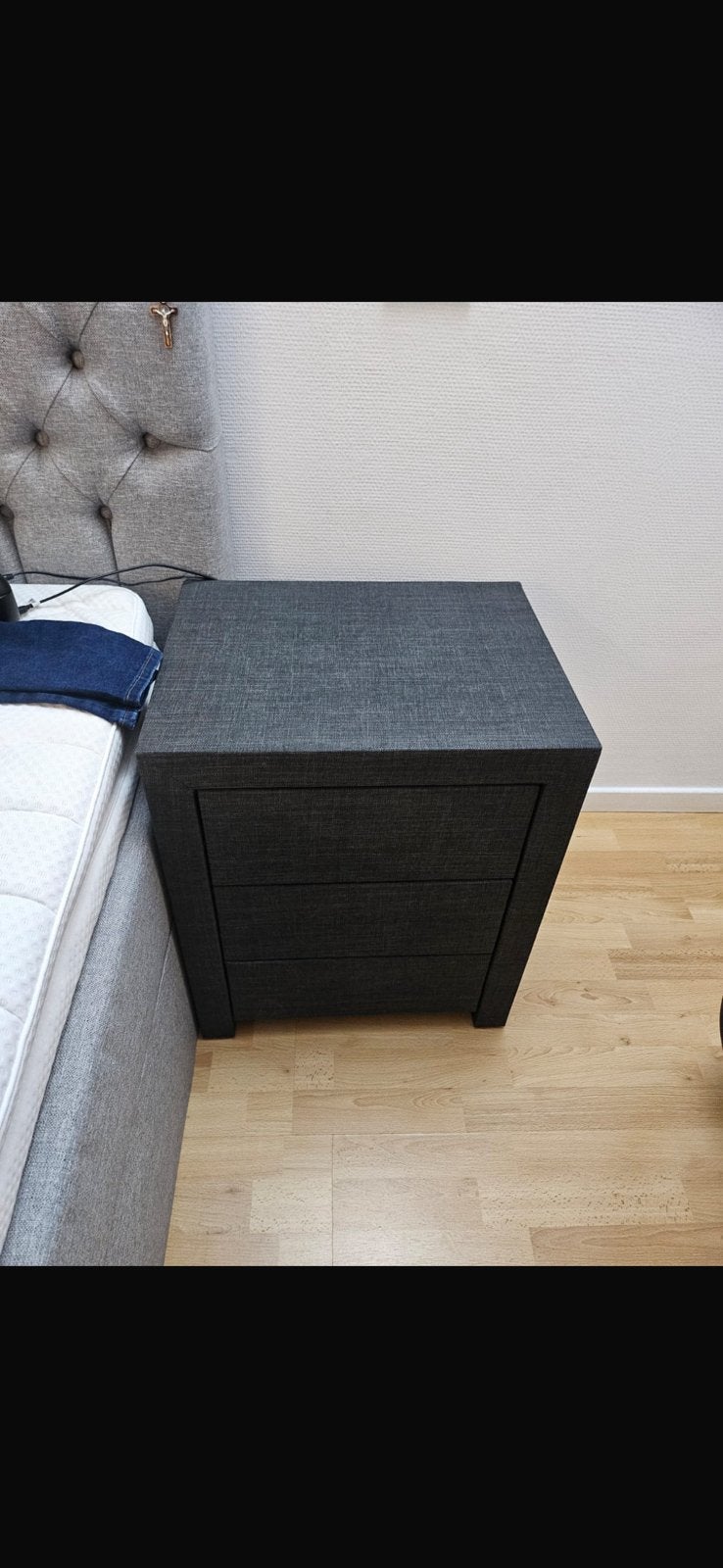 2 tables de chevet de nuit de qualité/ tiroirs automatiques, Jardin & Terrasse, Enlèvement, Comme neuf
