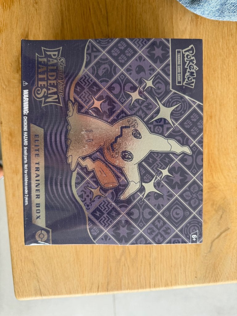 pokemon paldean fates ETB, Ophalen of Verzenden, Nieuw, Overige typen