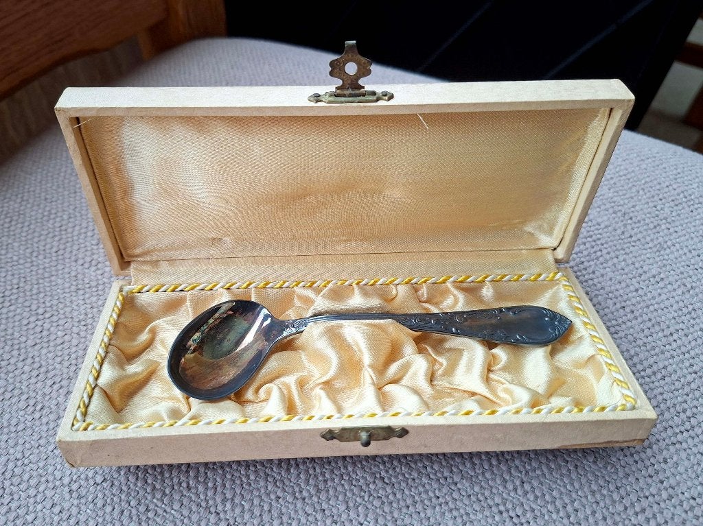 Zilveren lepeltje - verzamelaars, Antiek en Kunst, Ophalen of Verzenden, Zilver