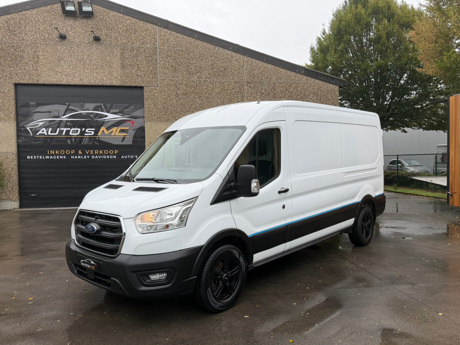 Ford Transit H2L2 Btw auto, Voorwielaandrijving, https://public.car-pass.be/vhr/d73cff83-87d1-4995-8a42-2b8488be128f, 1995 cc