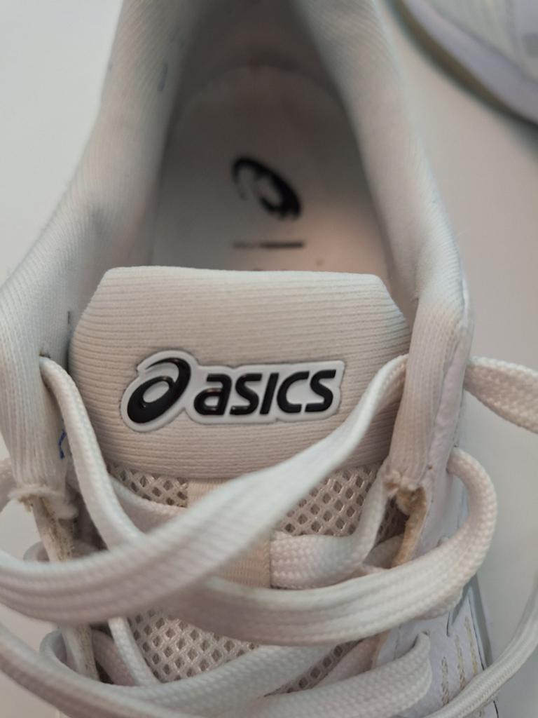 ASICS dames padelschoenen als nieuw, maat 38, Sport en Fitness, Padel, Ophalen, Zo goed als nieuw, Padelschoenen