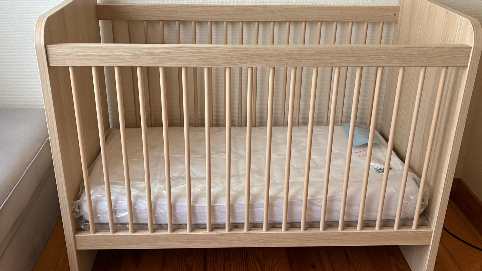 Babybed, Kinderen en Baby's, Ophalen, Zo goed als nieuw