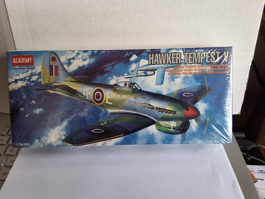 Avion Hawker Tempest V, Hobby & Loisirs créatifs, Autres marques, Enlèvement ou Envoi, Comme neuf, 1:72 à 1:144