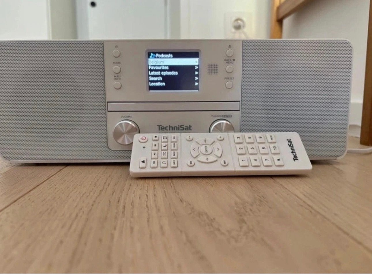 TechniSat 370 CD, Enlèvement ou Envoi, Comme neuf, Radio