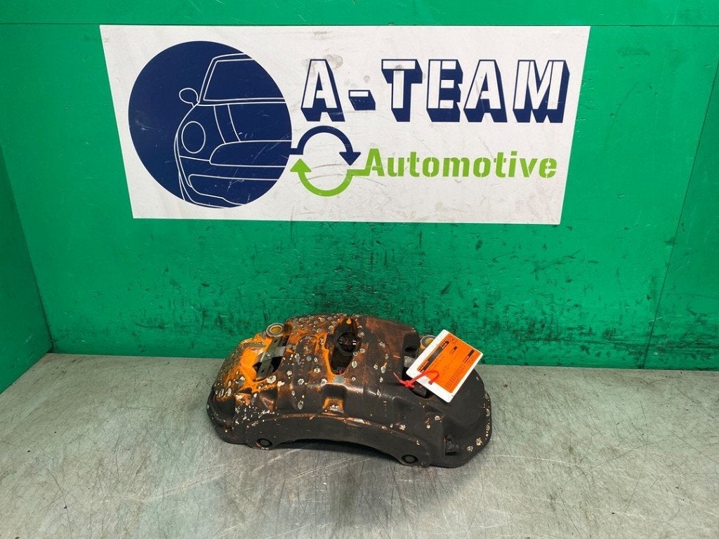 REMKLAUW RECHTS VOOR Porsche Cayenne III (9YA), Auto-onderdelen, Gebruikt, Porsche