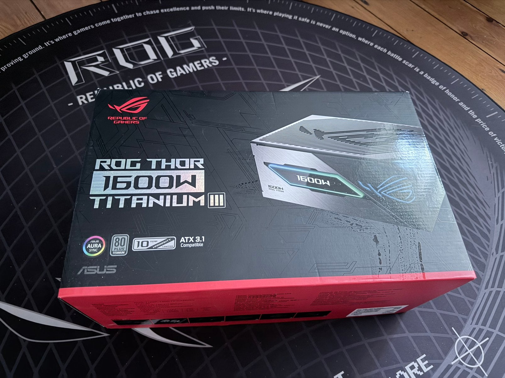 ROG THOR 1600W TITANIUM III compatible RTX 5090, Informatique & Logiciels, Cartes vidéo, Enlèvement ou Envoi, GDDR6, Comme neuf