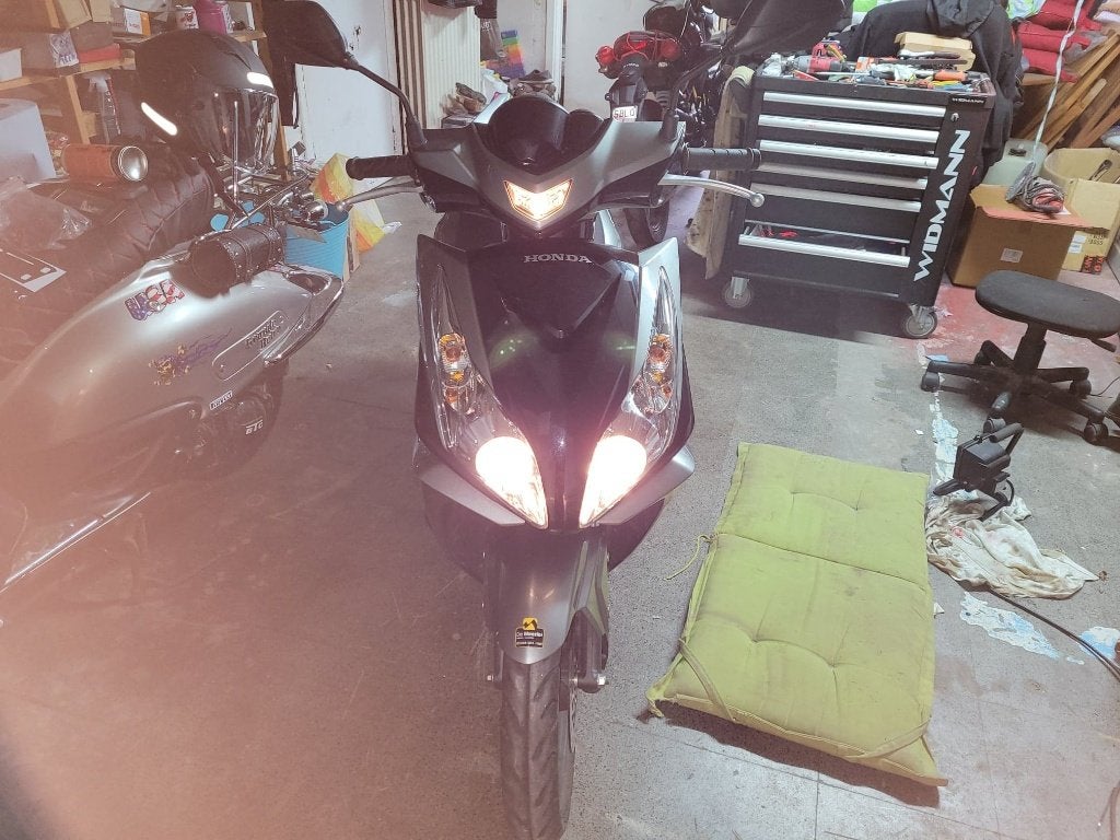 Scooter honda nsc r 50cc, Vélos & Vélomoteurs, Enlèvement, Comme neuf, Autres types, Honda