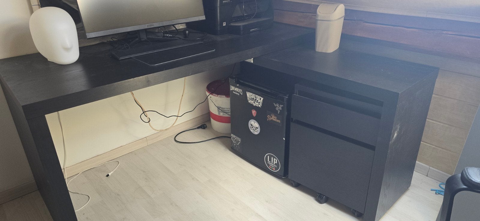 bureau te koop, Ophalen