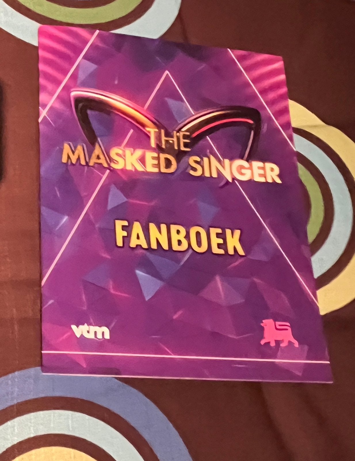 Volledig plakboek  masked singer uitgave delhaize, Verzamelen, Ophalen