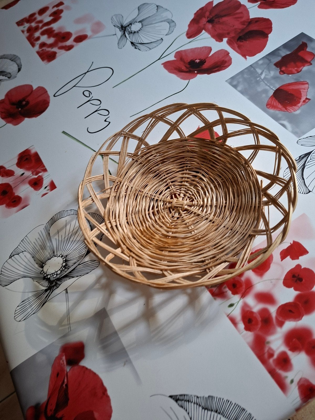 Rattan mand. 21 cm diameter. 4 cm hoog. Negen., Ophalen of Verzenden