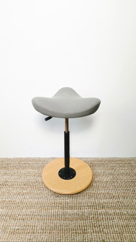VARIER ergonomische kruk - Move Balans - Topkwaliteit, Huis en Inrichting, Ophalen of Verzenden, Ergonomisch, Zo goed als nieuw