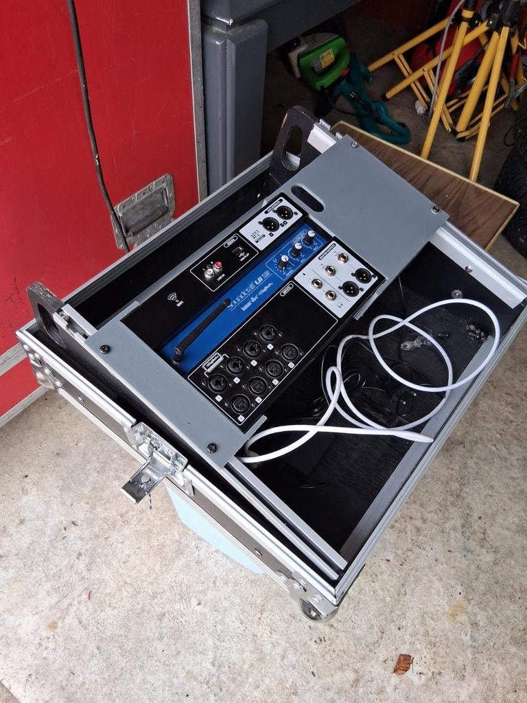 Mixeur numérique Soundcraft UI12, Musique & Instruments, Tables de mixage, Enlèvement ou Envoi