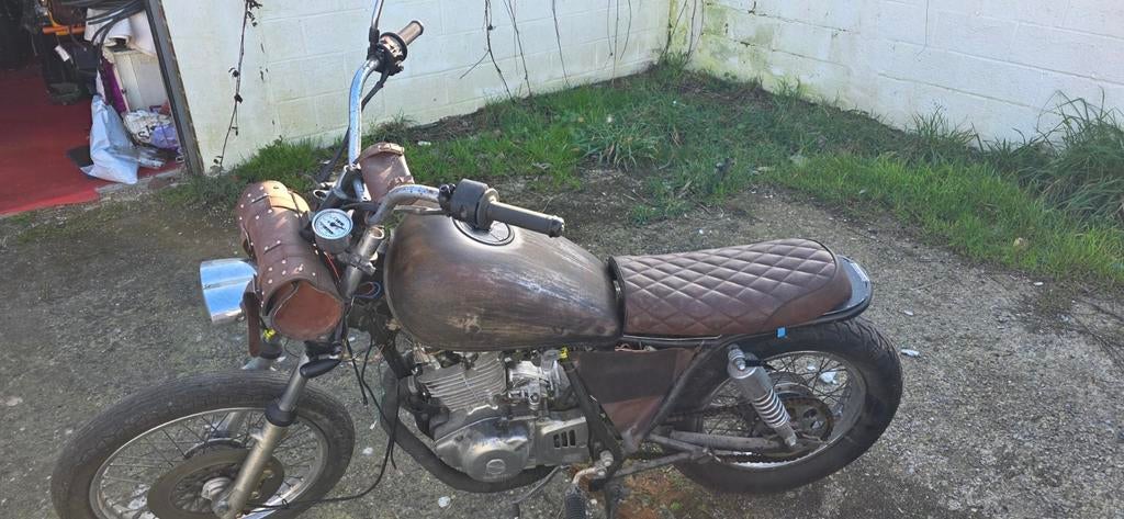 Suzuki GN250