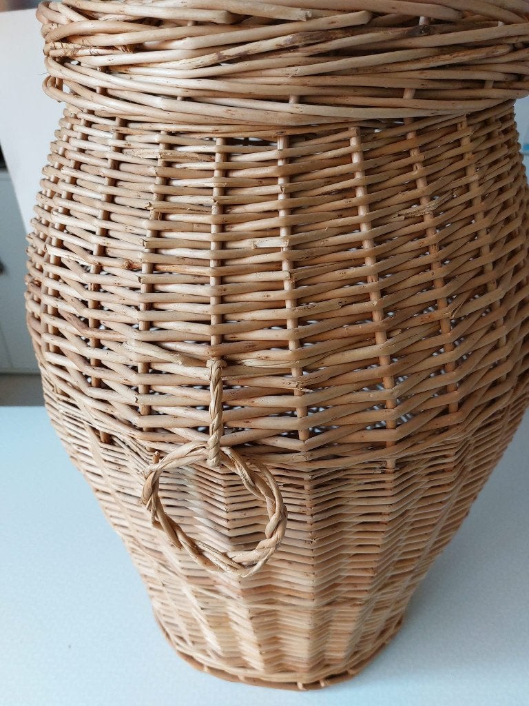 De wasmand kan in de badkamer, keuken of wasr, Ophalen, Zo goed als nieuw, Wasmand