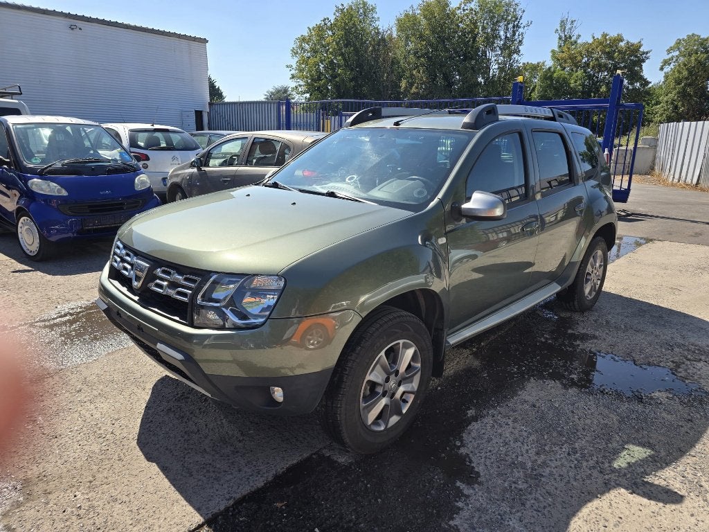 Dacia duster 1200cc essence 2016 135000km gps GARANTIE, Auto's, Dacia, Voorwielaandrijving, Stof, Elektrische ramen, 1199 cc