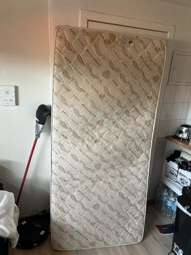 Matelas gratuit + sommier à lattes (90x200), 90 cm, Matelas, Enlèvement, 200 cm