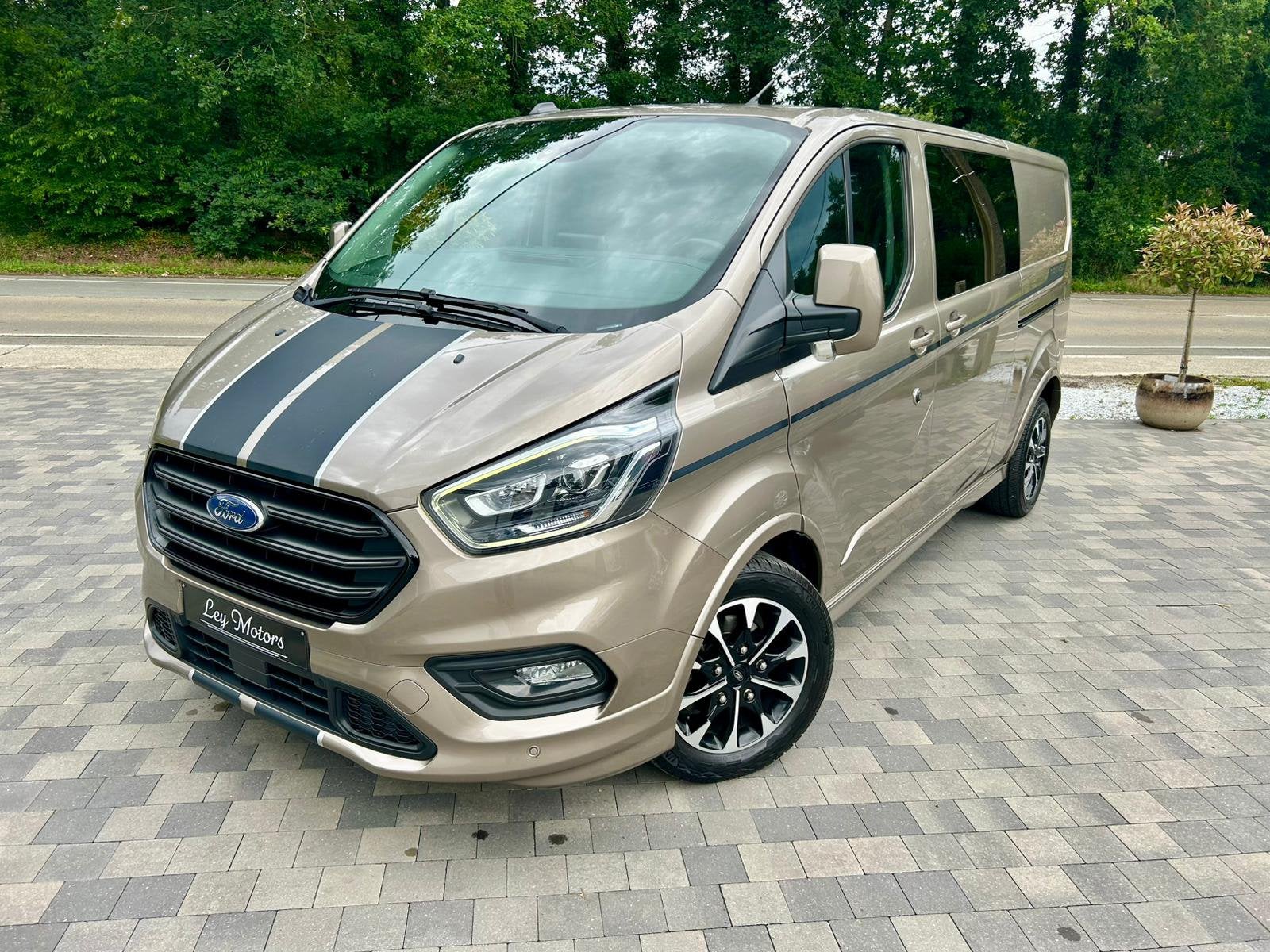 FORD CUSTOM SPORT | DUBBELE CABINE | BTW, Euro 6, Leder, Bedrijf, BTW verrekenbaar