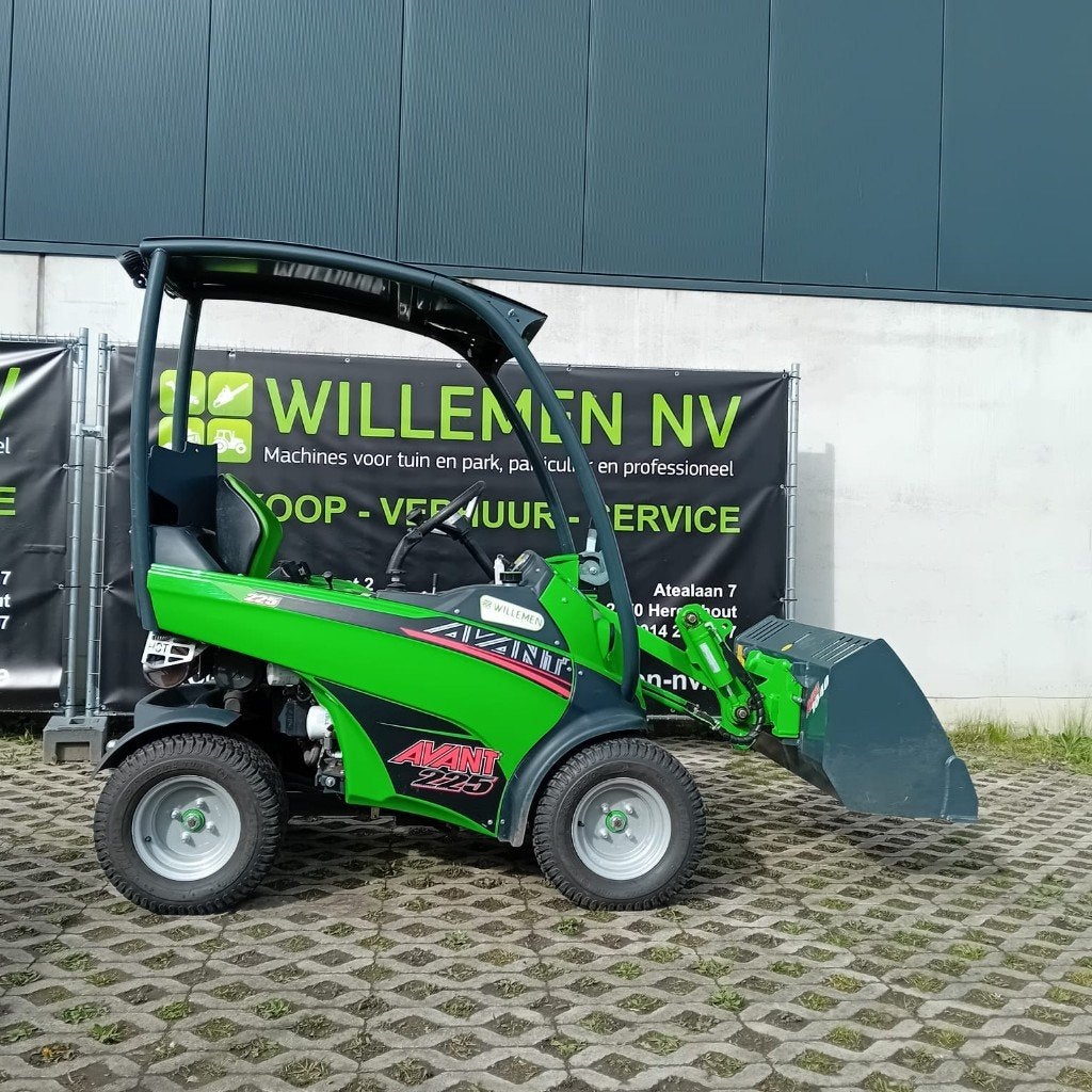 Avant 225 kniklader 85u bj2023, Zakelijke goederen, Ophalen, Wiellader of Shovel