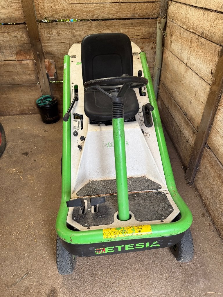 Tracteur tondeuse ETESIA, Jardin & Terrasse, Tondeuses autoportées, Enlèvement, Utilisé, Etesia, Démarrage électrique