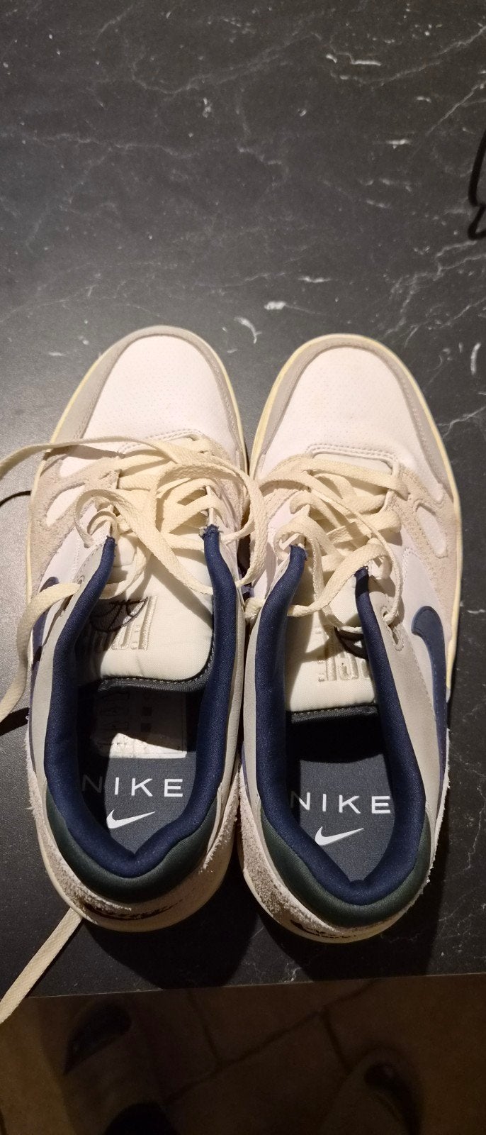 Chaussure de Foot NIKE, Enfants & Bébés, Enlèvement