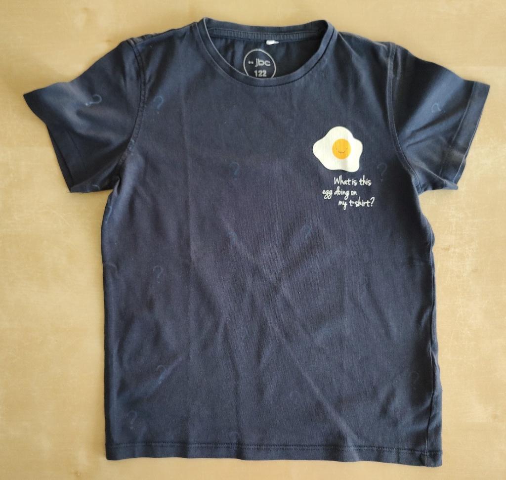 Donkerblauwe t-shirt ei, maat 122, Kinderen en Baby's, Kinderkleding | Maat 122, Gebruikt, Ophalen of Verzenden, Shirt of Longsleeve