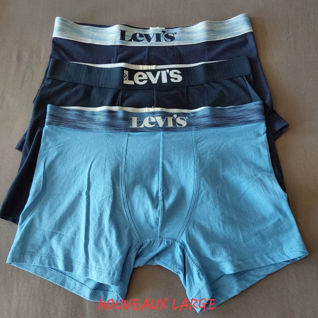 SHORT LEVIS + BAS LEVIS NOUVEAUX, Ophalen, Nieuw