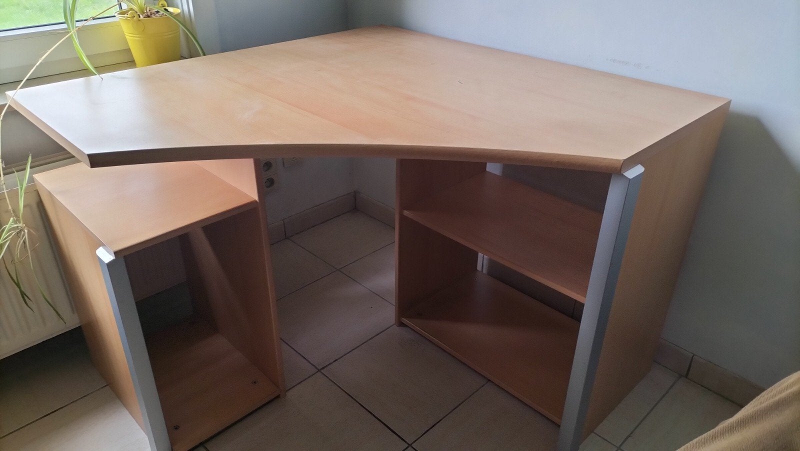 houten bureau hoektafel, Huis en Inrichting, Bureaus, Ophalen, Demontabel, Gebruikt, 110 cm