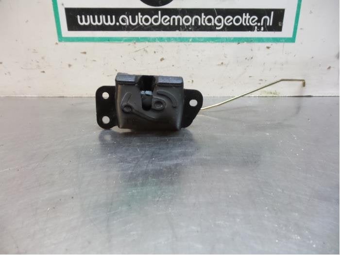 Slotvanger Achterklep van een Hyundai Getz (Getz 03-), Auto-onderdelen, Gebruikt, -, -, Ophalen of Verzenden