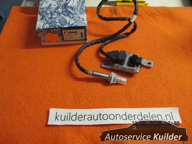 NOX sensor audi Q7 Q8 VW Touareg  Vemo V10-72-0363  4M090780, -, Nieuw, Ophalen of Verzenden, Audi