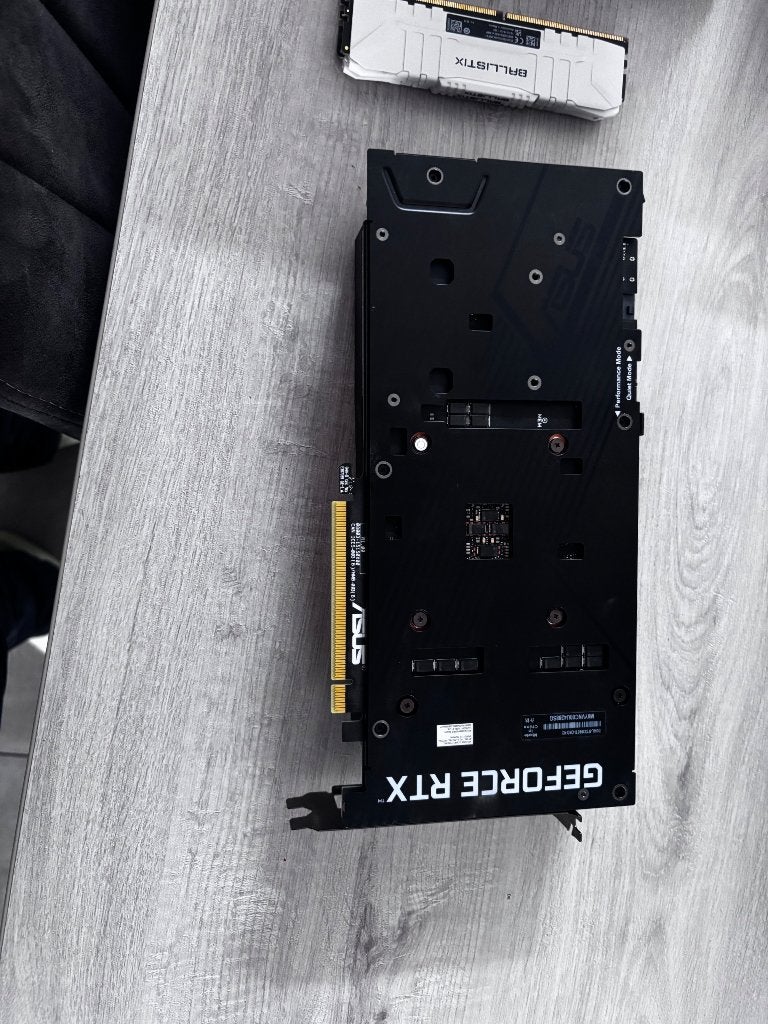 Asus rtx 3060 ti grafische kaart, Computers en Software, Videokaarten, Ophalen, Gebruikt, Nvidia