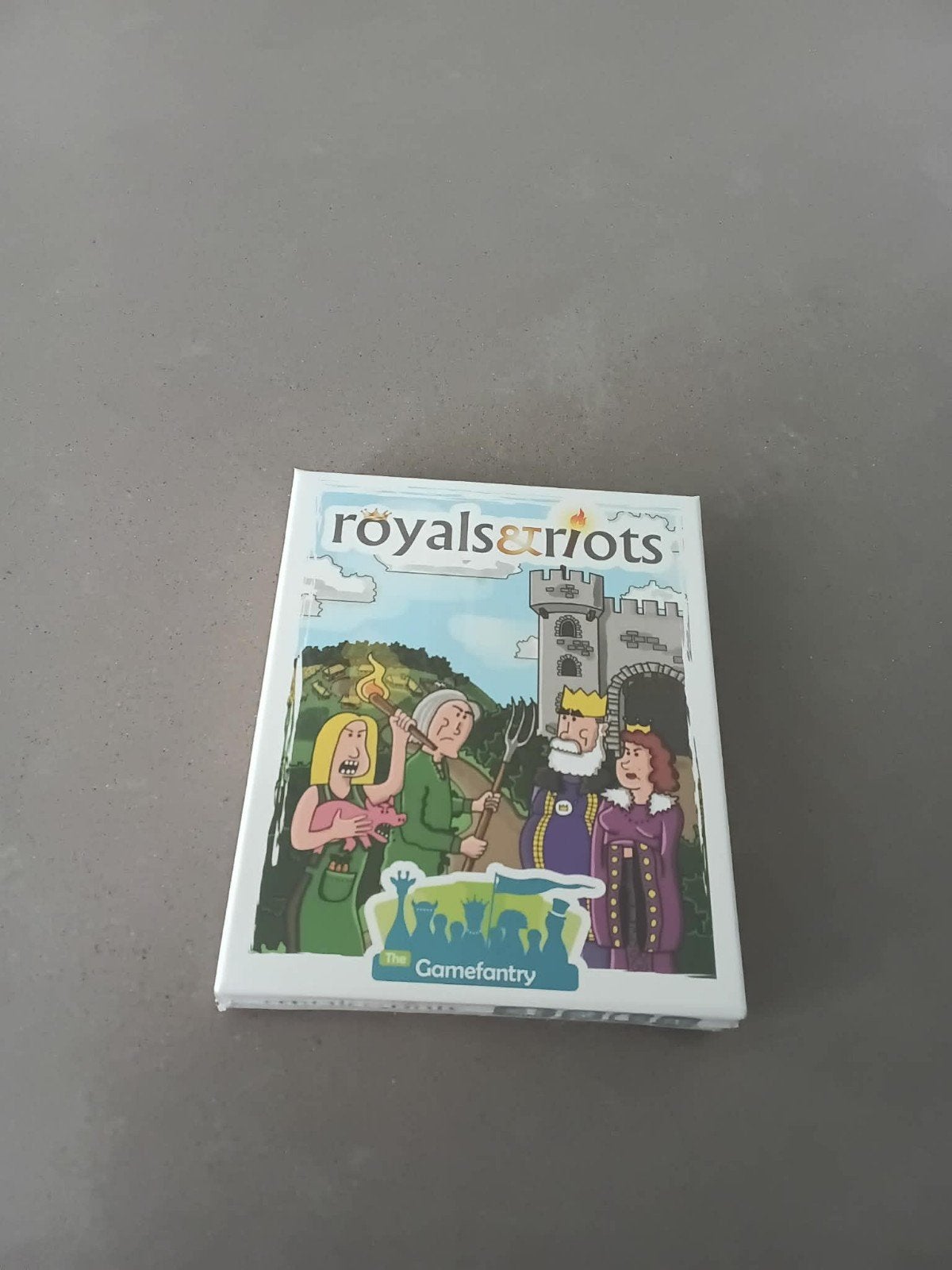 Royals & riots, Enlèvement ou Envoi