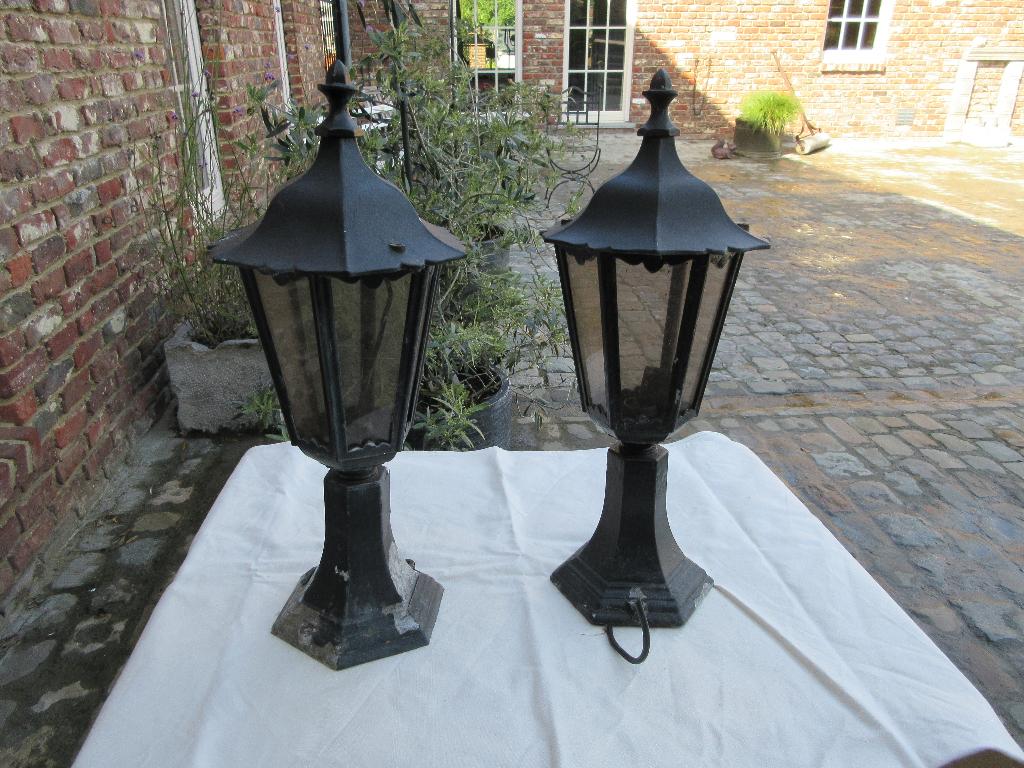 2 gebruikte buitenlantaarn buitenverlichting lantaarn tuin, Tuin en Terras, Ophalen