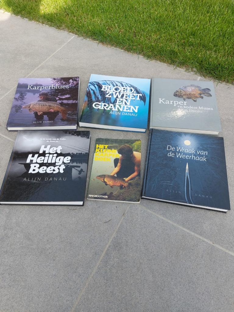 Te koop 5 boeken van Alijn Danau, Watersport en Boten, Ophalen