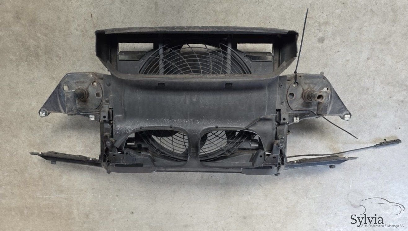 Voorfront met ventilator BMW 3 Serie E46 Cabrio, Gebruikt, -, -, Ophalen of Verzenden
