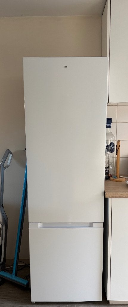 Listo Combi frigo congélateur RCL170-55mib2, Electroménager, Avec compartiment congélateur, 160 cm ou plus, Comme neuf, Enlèvement